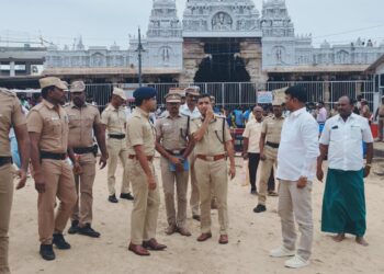 திருச்செந்தூர் கந்தசஷ்டி திருவிழா பாதுகாப்பு ஏற்பாடுகள் நெல்லை சரக டிஐஜி ஆய்வு