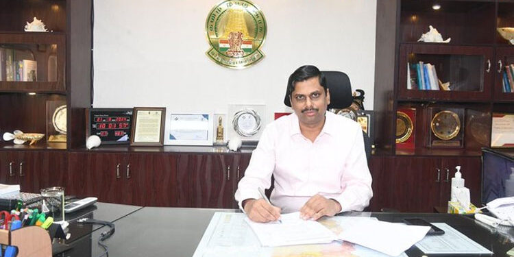 மதிப்புகூட்டப்பட்ட மீன் பொருட்கள் தயாரித்தல் பயிற்சி, கடற்பாசி வளர்ப்பு மற்றும் மீன்வளம் சார்ந்த பயிற்சி வகுப்புகள் நடத்தப்பட்டு வருகிறது – கலெக்டர் இளம்பகவத் தகவல்