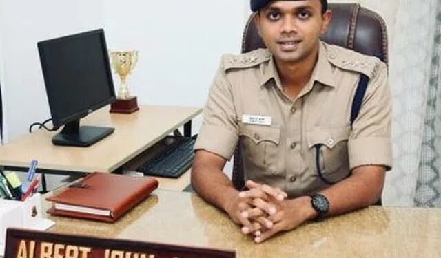 தூத்துக்குடி பண்டாரம்பட்டி கிராமத்தில் வணிகர்கள் மீது தாக்கப்பட்ட சம்பவம் ஜாதி பிரச்சனையாக உருவெடுக்காமல்  தடுத்து   அதிரடி நடவடிக்கை மேற்கொண்ட எஸ்.பி ஆல்பர்ட் ஜான்,  ஏஎஸ்பி மதன் ஆகியோருக்கு நன்றி தெரிவித்த பல்வேறு அமைப்புகள்!!!