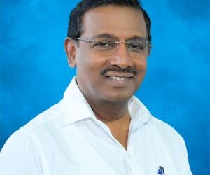 நாலுமாவடியில்  ஜன. 1ல் புத்தாண்டு வாக்குத்தத்தக் கூட்டம் :  இயேசு விடுவிக்கிறார் ஊழிய நிறுவனர்  மோகன்  சி.லாசரஸ் சிறப்பு பிரார்த்தனை நடத்துகிறார்.