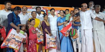 கலைஞர் பிறந்தநாளை முன்னிட்டு மதுரை தெற்கு மாவட்ட திமுக மகளிரணி சார்பில் நலத்திட்ட உதவிகள்