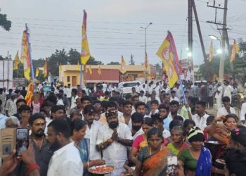 தமிழகத்தில் பிஎம்டி மக்கள் பாதுகாப்பு இயக்கத்தை தவிா்த்து யாரும் அரசியல் செய்ய முடியாது ஆலங்குளத்தில் தலைவா் இசக்கிராஜா தேவா் பேசினாா்.