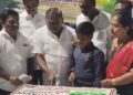 ஜெயலலிதா பிறந்தநாளை யொட்டி நள்ளிரவில் தூத்துக்குடியில் முன்னாள் அமைச்சர் சி.த.செல்லப்பாண்டியன் தலைமையில் கேக் வெட்டி கொண்டாட்டம்
